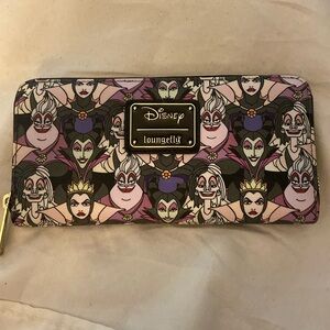 Disney loungefly OG villains Wallet. New without tag
